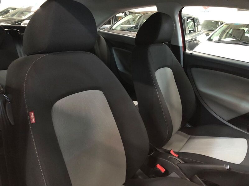 SEAT IBIZA SE 2012