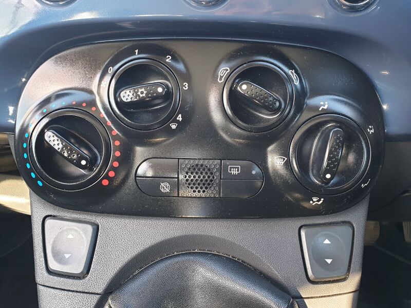 FIAT 500 LOUNGE 2013