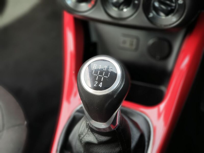 VAUXHALL ADAM JAM 2013