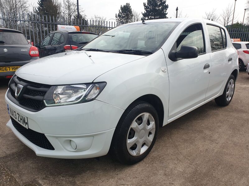 DACIA SANDERO AMBIANCE DCI 2013