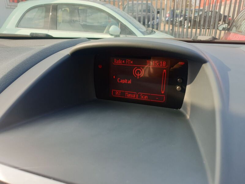 FORD FIESTA ZETEC 2009