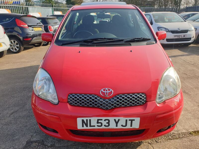 TOYOTA YARIS VVTI T SPIRIT 2003