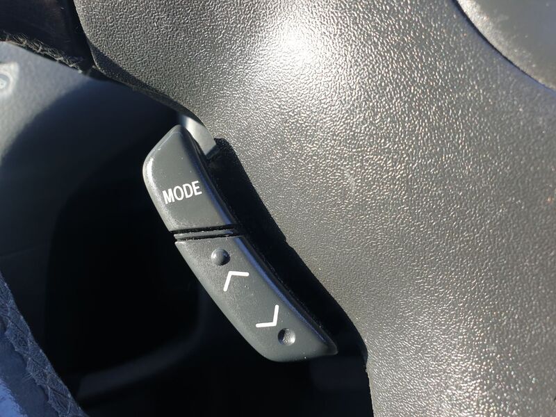TOYOTA YARIS VVTI T SPIRIT 2003