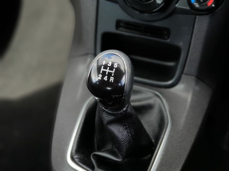 FORD FIESTA STYLE TDCI 2013