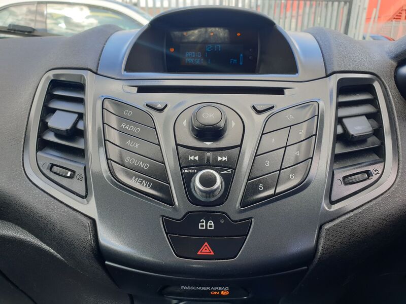 FORD FIESTA STYLE TDCI 2013