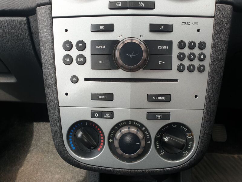 VAUXHALL CORSA ACTIVE AC 2012