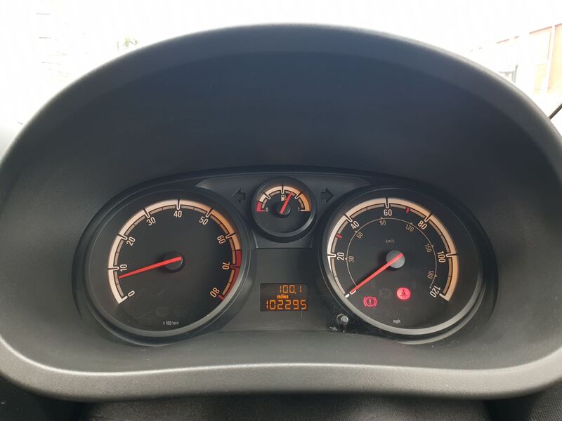 VAUXHALL CORSA ACTIVE AC 2012