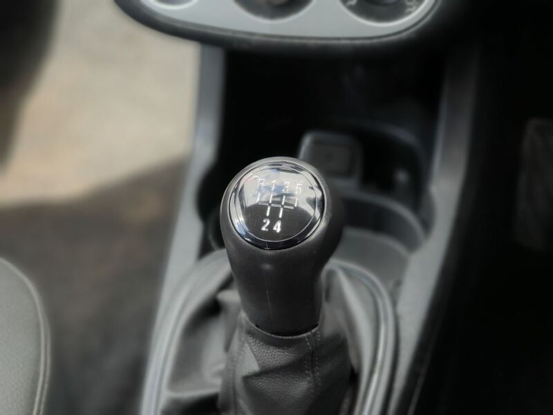 VAUXHALL CORSA ACTIVE AC 2012