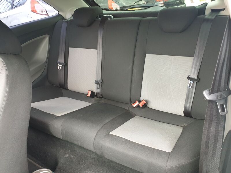 SEAT IBIZA SE 2013