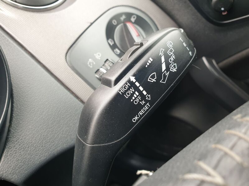 SEAT IBIZA SE 2013