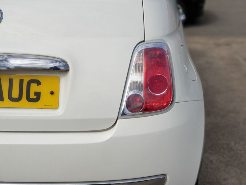 FIAT 500 LOUNGE 2014
