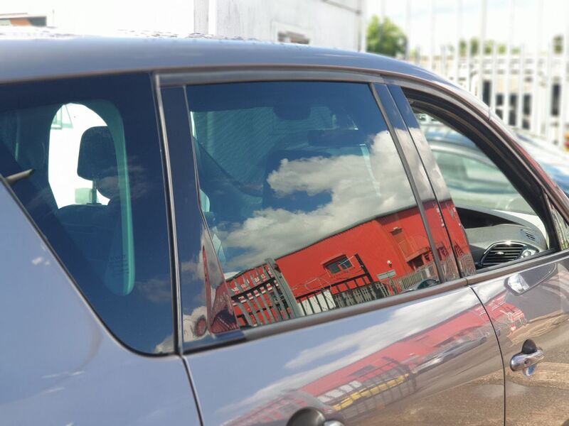 RENAULT SCENIC DYNAMIQUE TOMTOM VVT 2012
