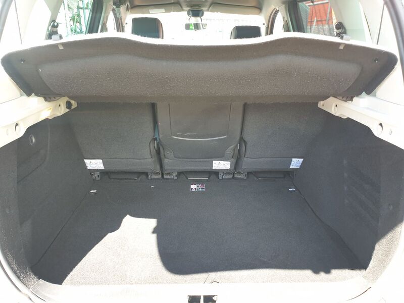 RENAULT SCENIC DYNAMIQUE TOMTOM VVT 2012
