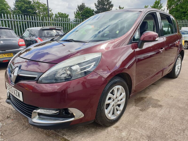 RENAULT SCENIC DYNAMIQUE TOMTOM ENERGY DCI SS 2013