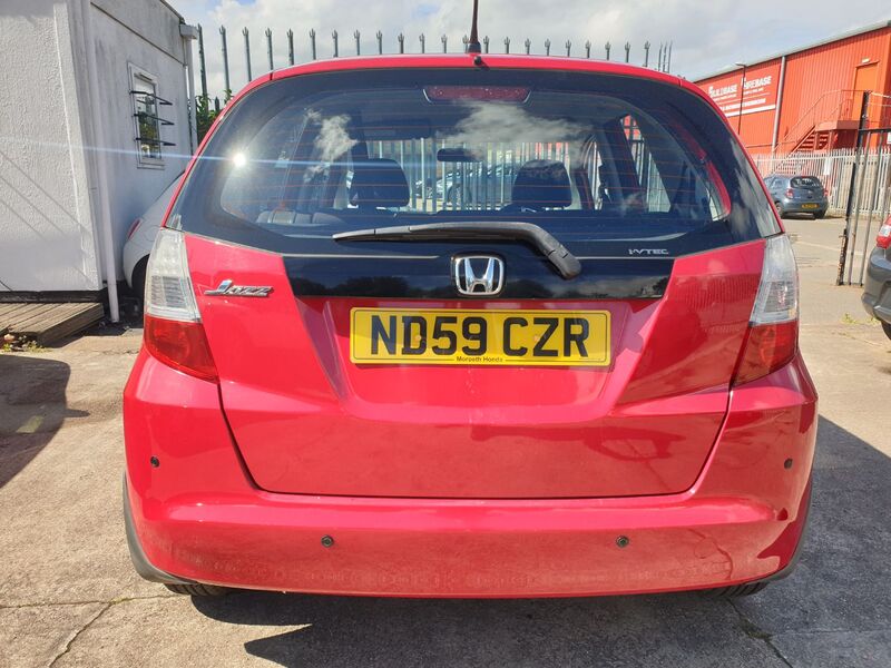 HONDA JAZZ I-VTEC ES 2009