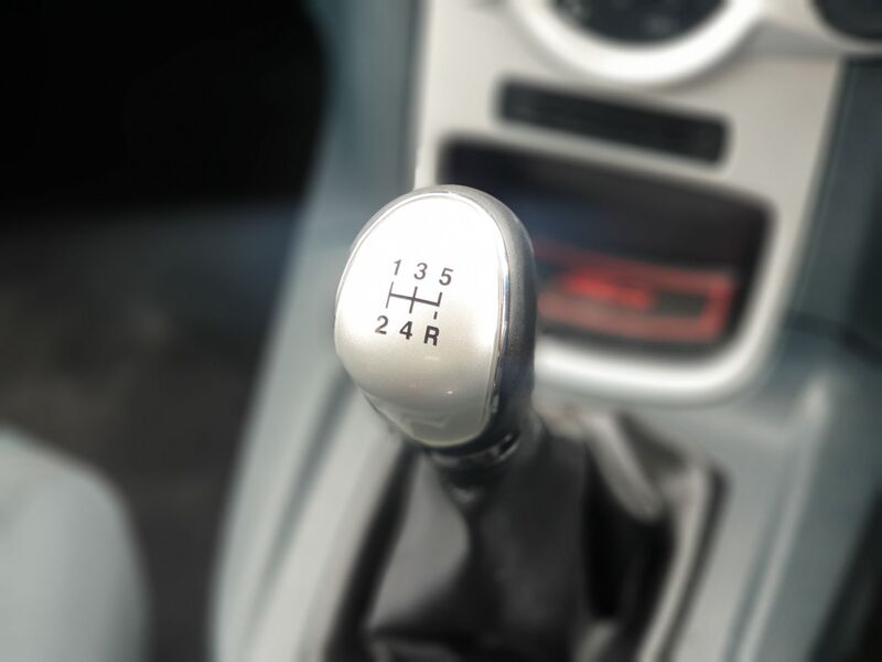 FORD FIESTA TITANIUM 2009