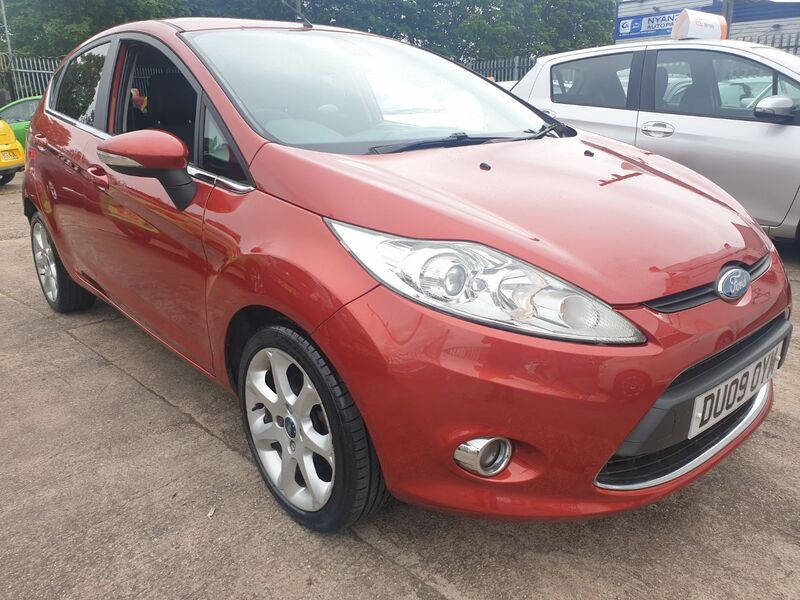 FORD FIESTA TITANIUM 2009