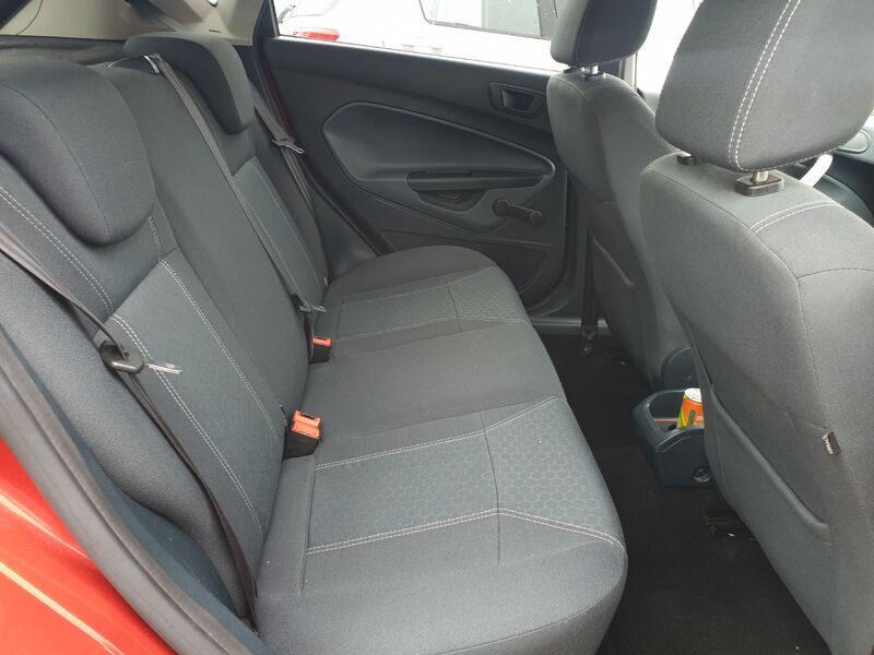 FORD FIESTA TITANIUM 2009