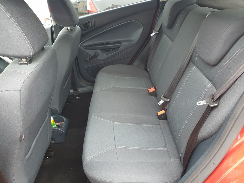 FORD FIESTA TITANIUM 2009