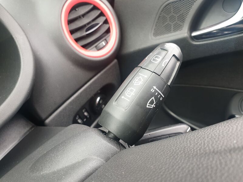 VAUXHALL CORSA LIMITED EDITION 2013