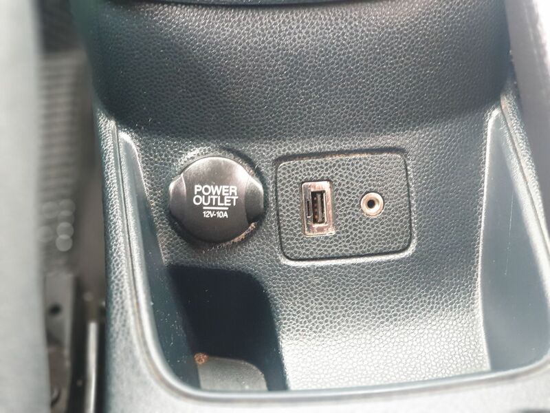FORD FIESTA ZETEC 2010
