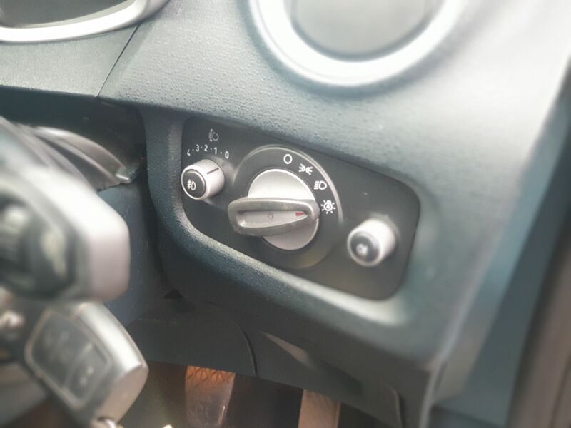 FORD FIESTA CENTURA 2012