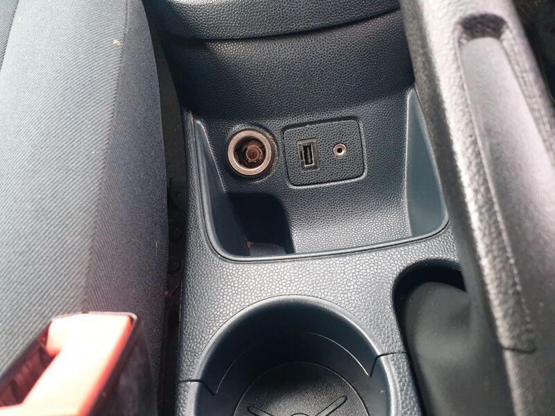 FORD FIESTA CENTURA 2012