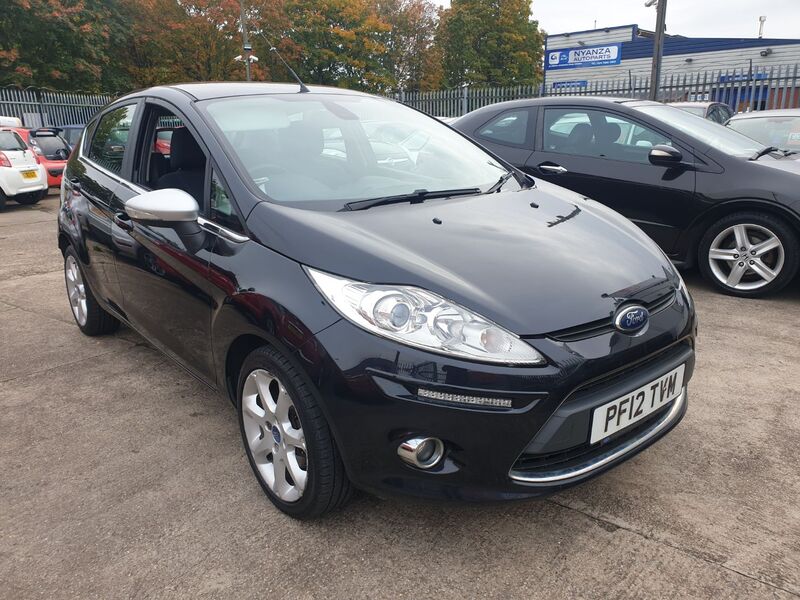 FORD FIESTA CENTURA 2012