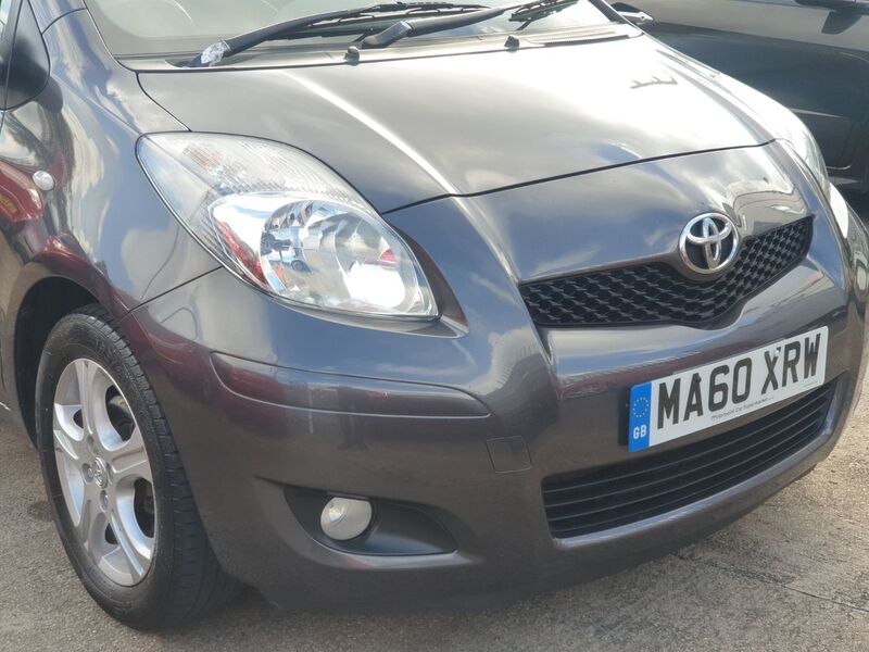 TOYOTA YARIS VVT-I TR 2010