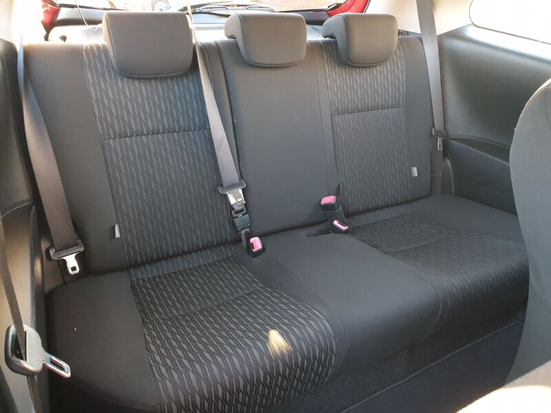 TOYOTA YARIS VVT-I T2 2012