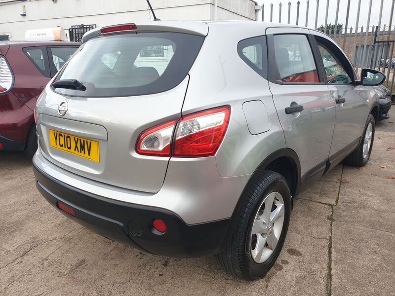NISSAN QASHQAI VISIA 2010