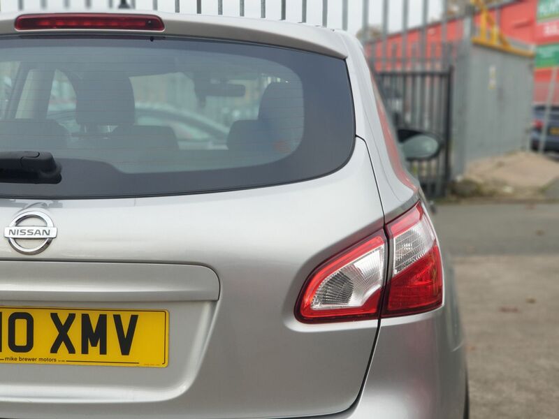 NISSAN QASHQAI VISIA 2010