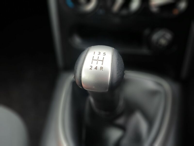 NISSAN QASHQAI VISIA 2010