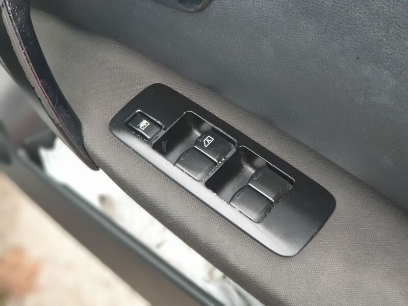 NISSAN QASHQAI VISIA 2010