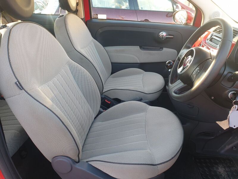 FIAT 500 LOUNGE 2013