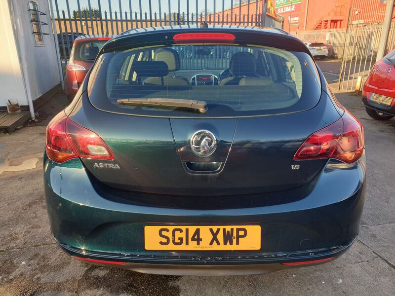 VAUXHALL ASTRA SRI 2014