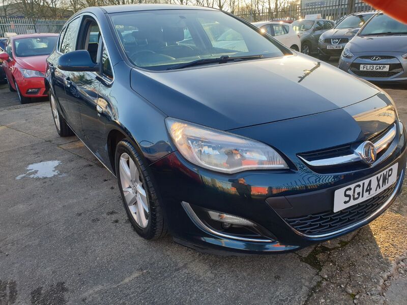 VAUXHALL ASTRA SRI 2014