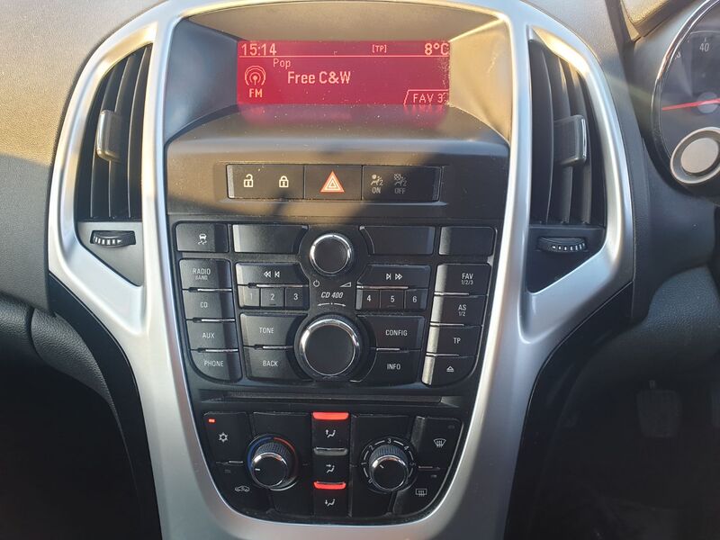 VAUXHALL ASTRA SRI 2014