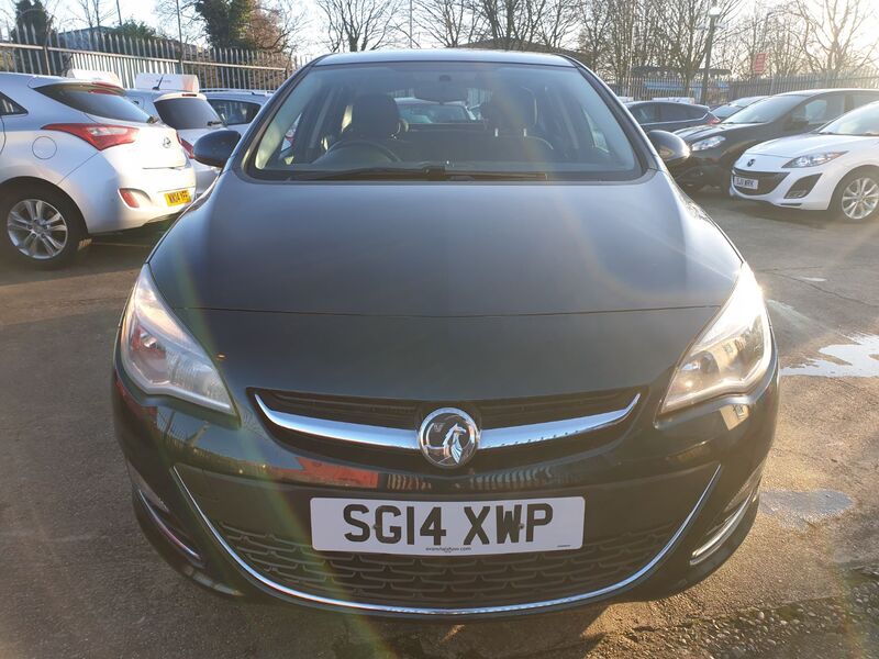 VAUXHALL ASTRA SRI 2014
