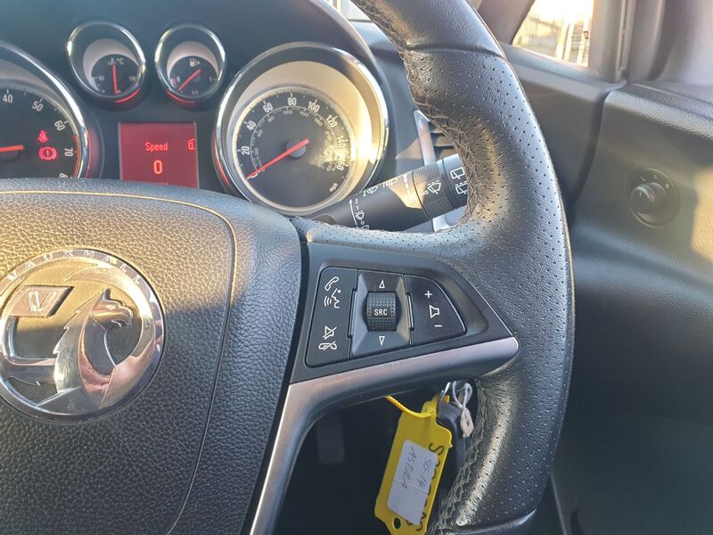 VAUXHALL ASTRA SRI 2014