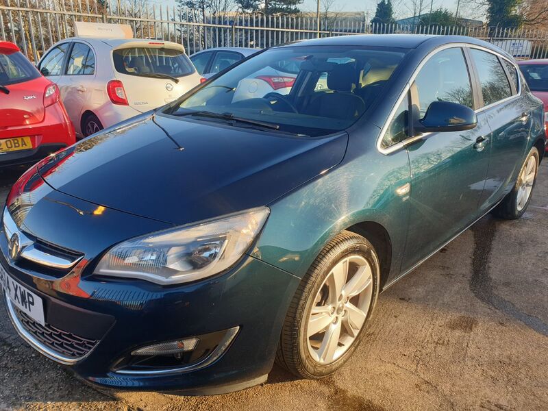 VAUXHALL ASTRA SRI 2014