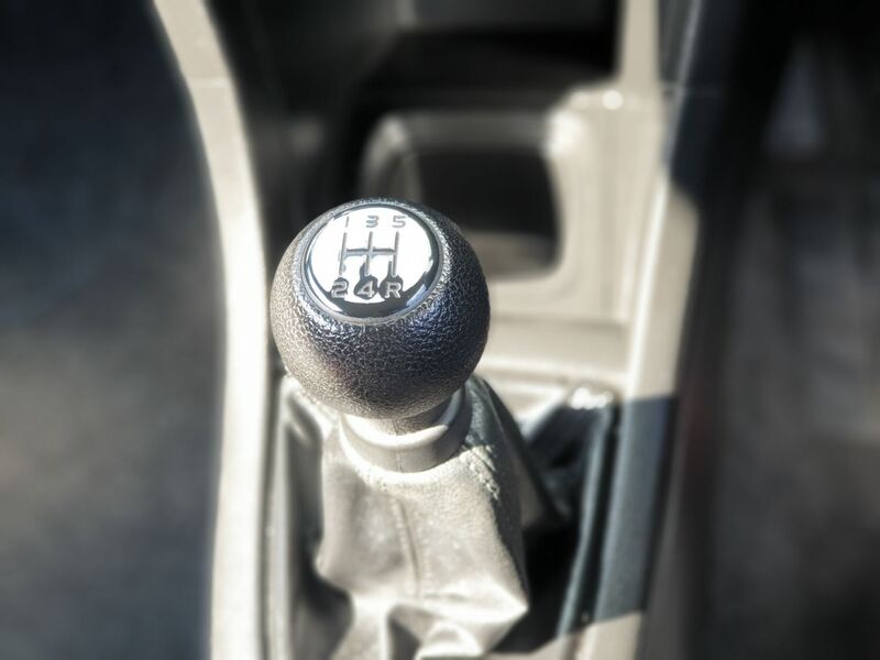 SUZUKI SWIFT SZ2 2014