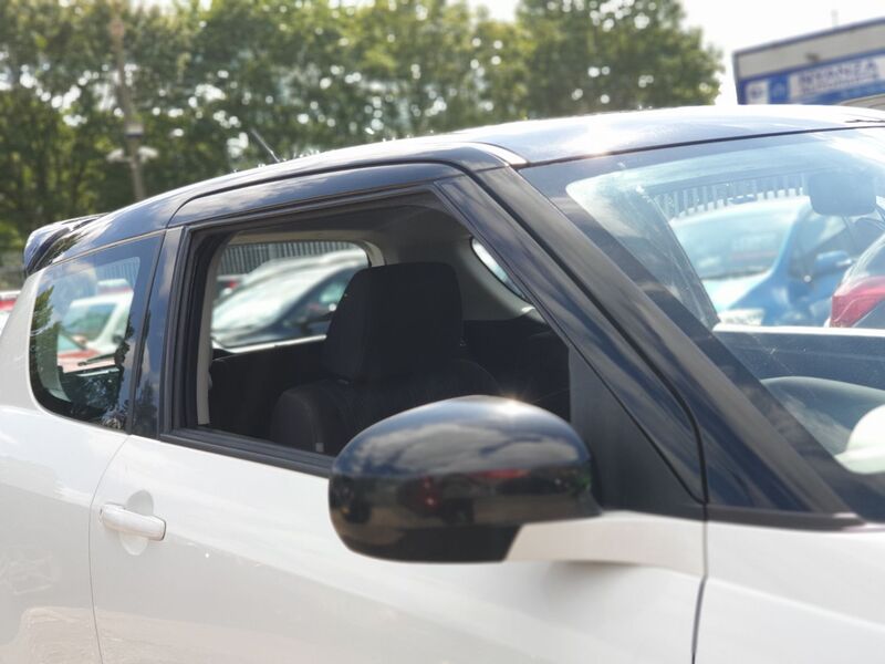 SUZUKI SWIFT SZ2 2014
