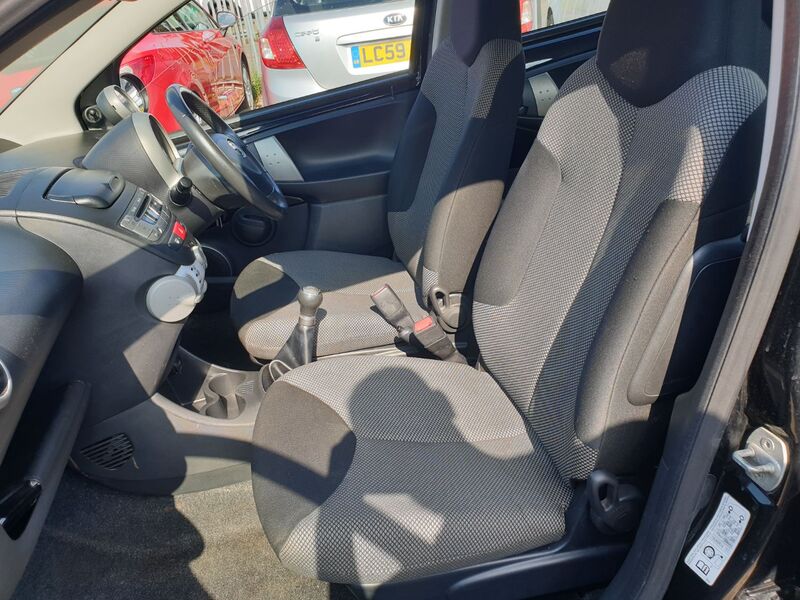 TOYOTA AYGO VVT-I MOVE 2014