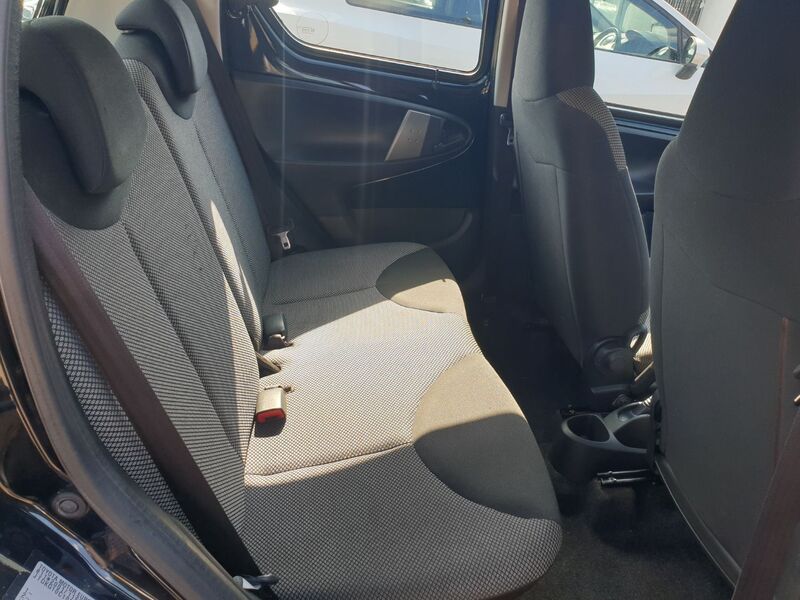 TOYOTA AYGO VVT-I MOVE 2014