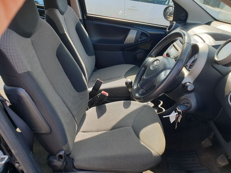 TOYOTA AYGO VVT-I MOVE 2014