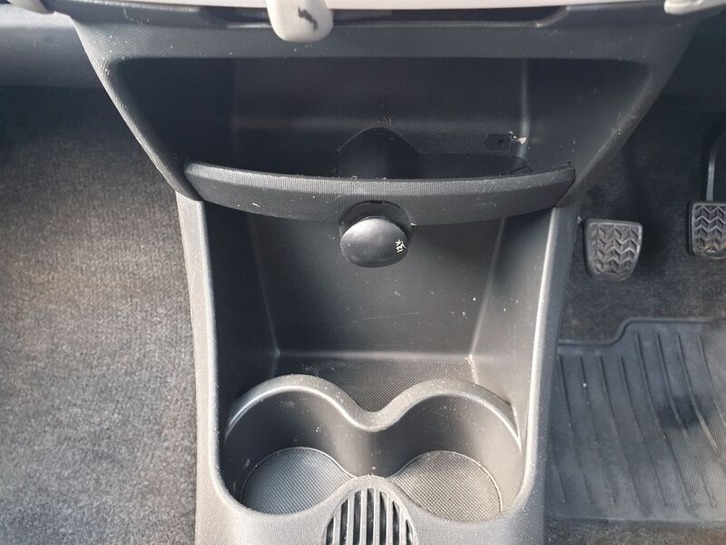 TOYOTA AYGO VVT-I MOVE 2014