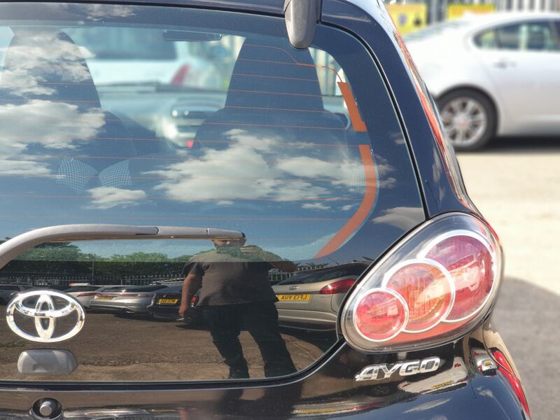 TOYOTA AYGO VVT-I MOVE 2014