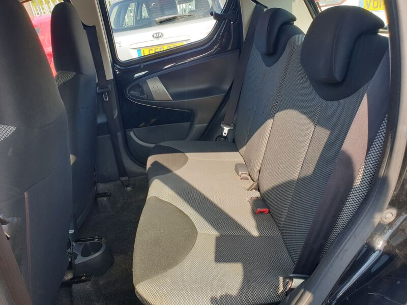 TOYOTA AYGO VVT-I MOVE 2014