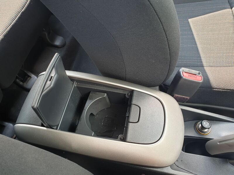 TOYOTA AURIS VVT-I TR STOPSTART 2009